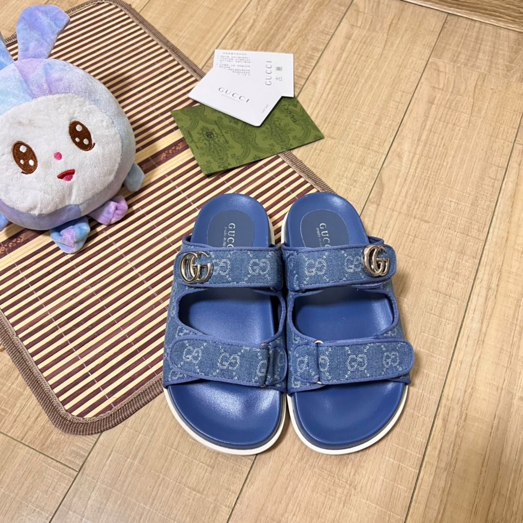 G / SANDALS