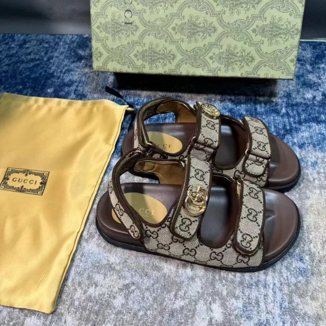 G / SANDALS