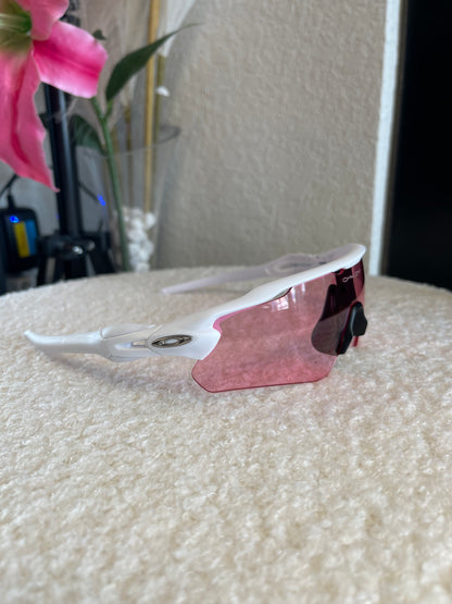 White & Pink Lense Sunglasses💗