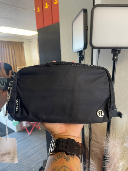 BLACK BELT BAG🖤🩶