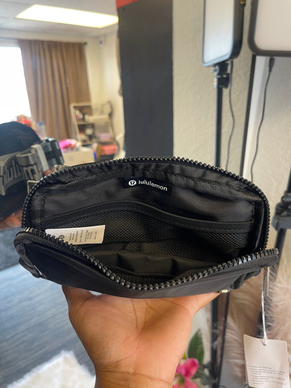 BLACK BELT BAG🖤🩶