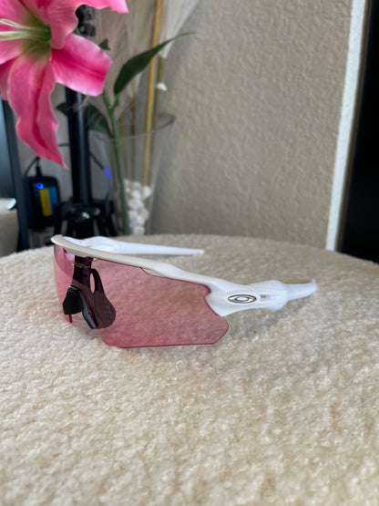 White & Pink Lense Sunglasses💗