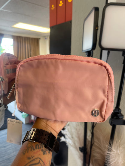 Guava Belt Bag💗