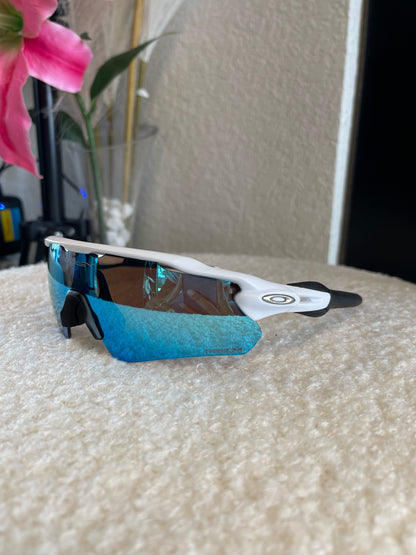 White & Blue Lense Sunglasses🩵