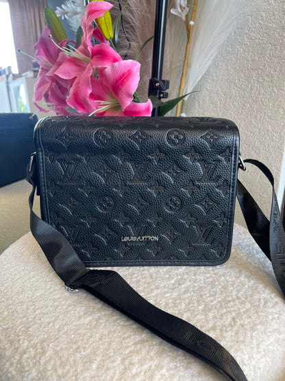 Elite Leather Crossbody🙋🏻‍♂️