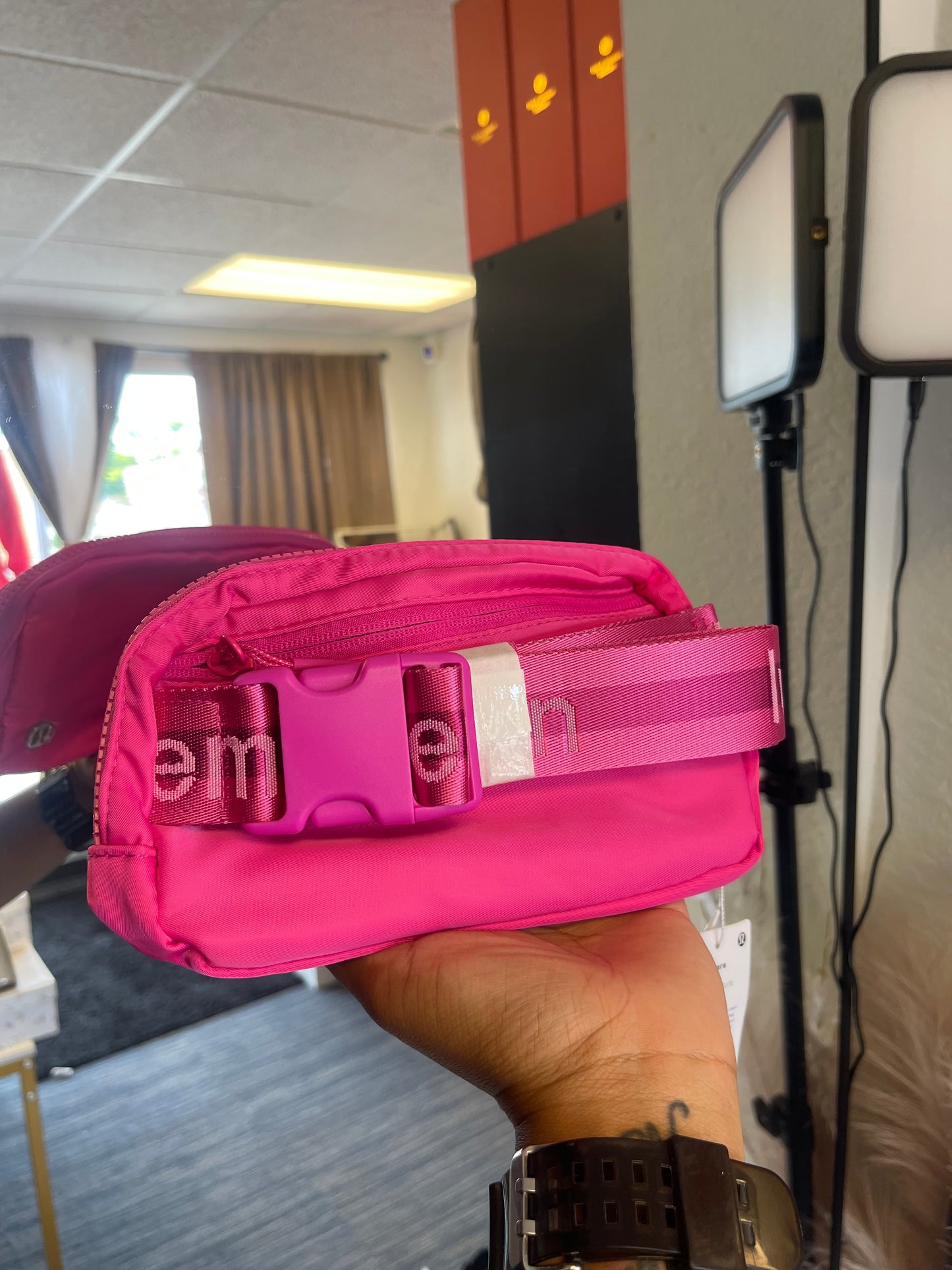 HOT PINK BELT BAG💝