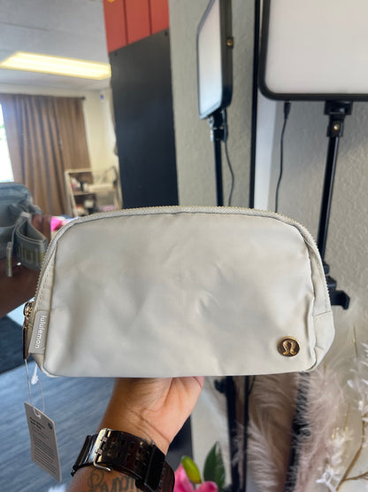GRAY BELT BAG!🩶