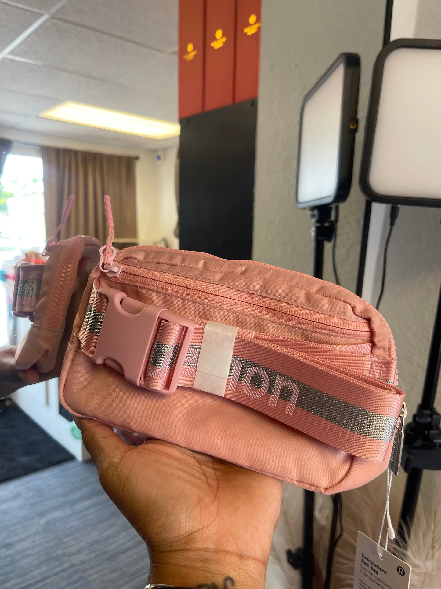 Guava Belt Bag💗