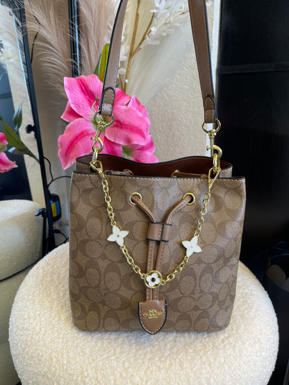 Pretty Purses! 🔥