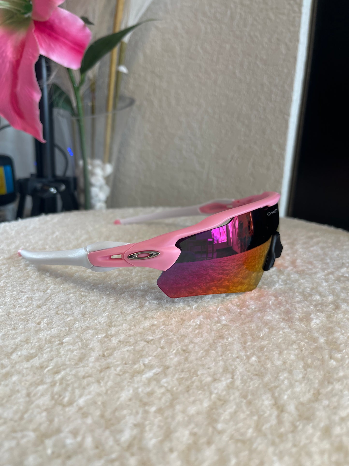 Pink & Prizm Litmus Sunglasses💗