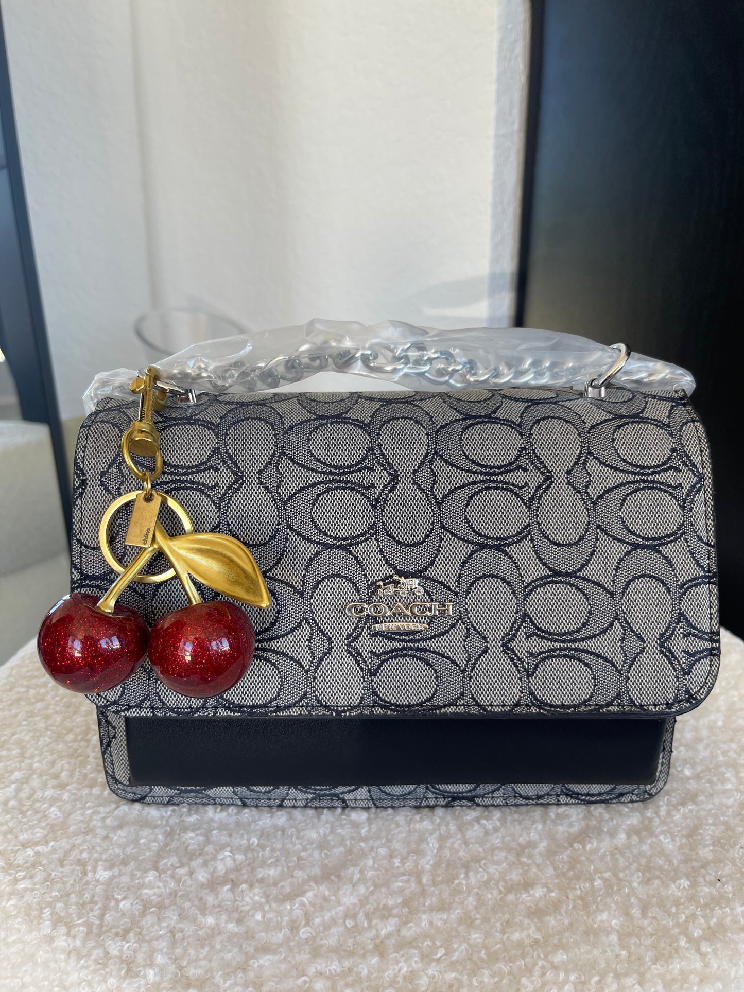 PRETTY/FASHION PURSES! 👛