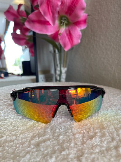 RED & GLOSSY BLACK SUNGLASSES