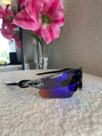 CLEAR & BLACK SUNGLASSES