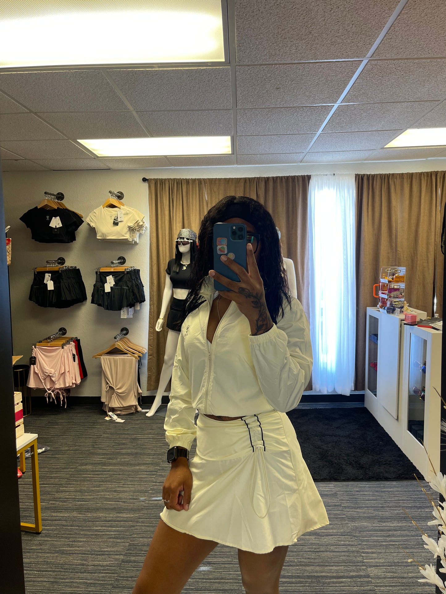 A.M Beige Luxe Motion Set 🤍