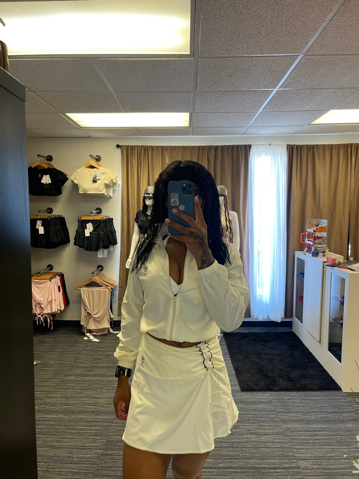 A.M Beige Luxe Motion Set 🤍