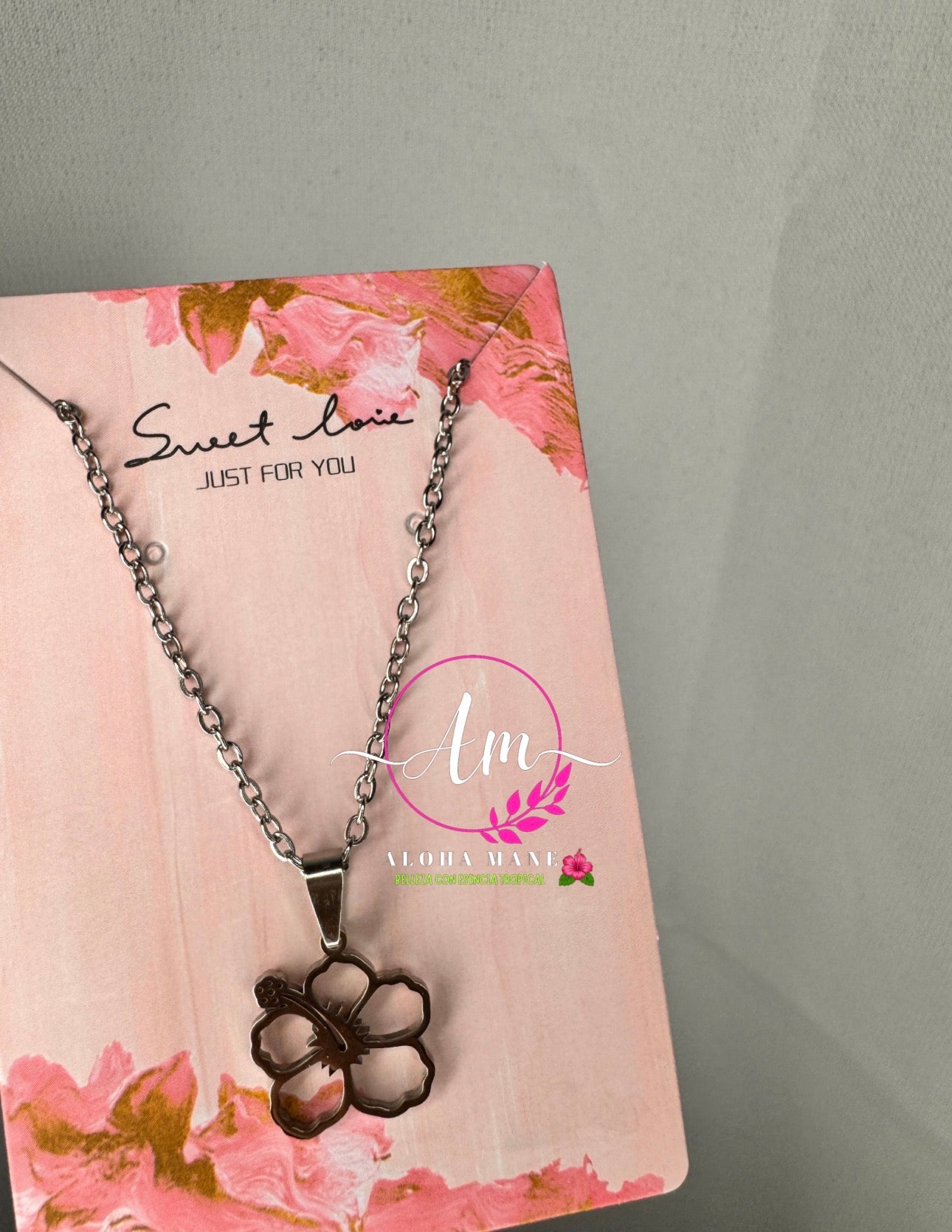 P.R AMAPOLA NECKLACE