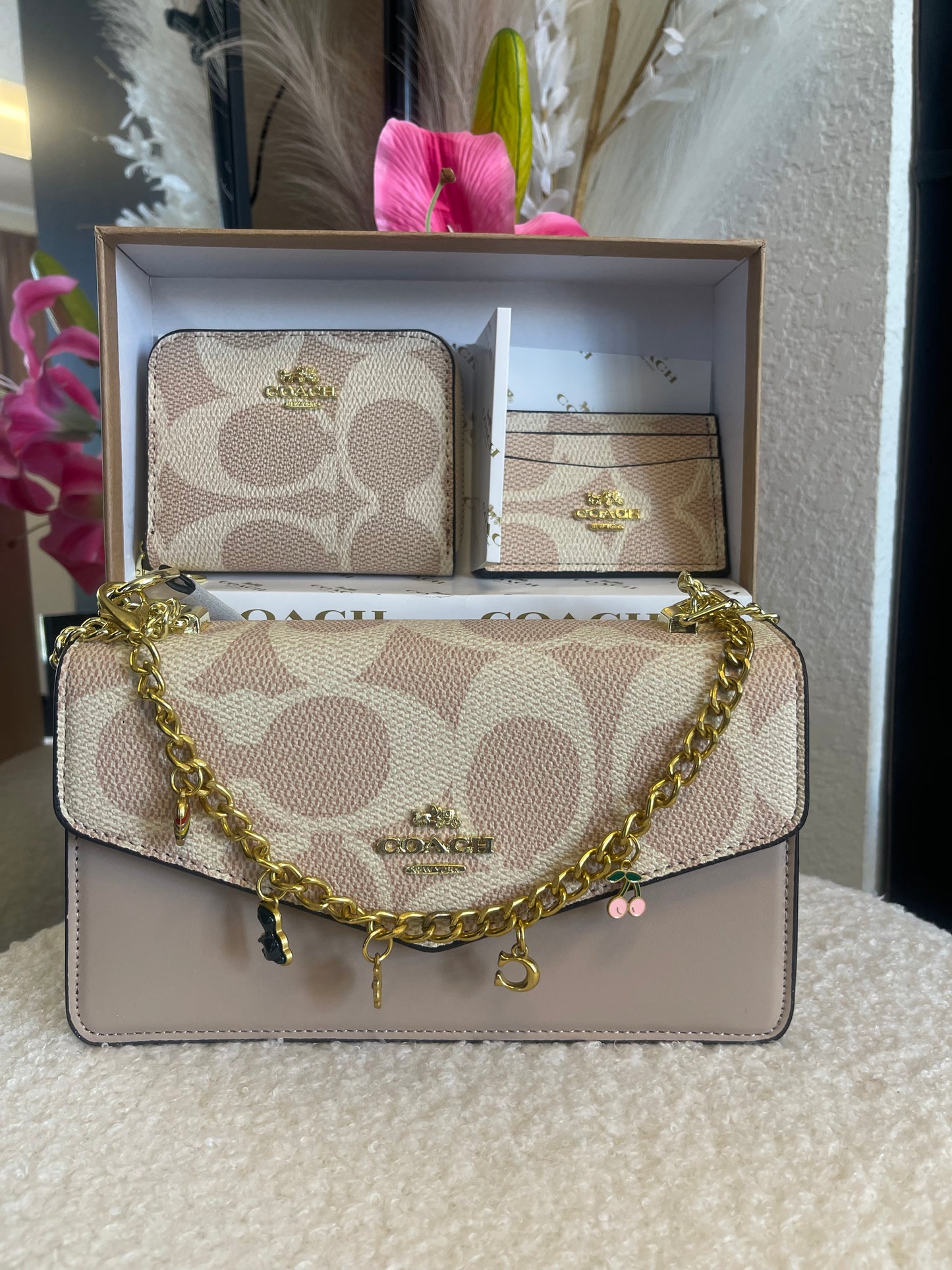 LIGHT & DARK BEIGE PURSE SET😊