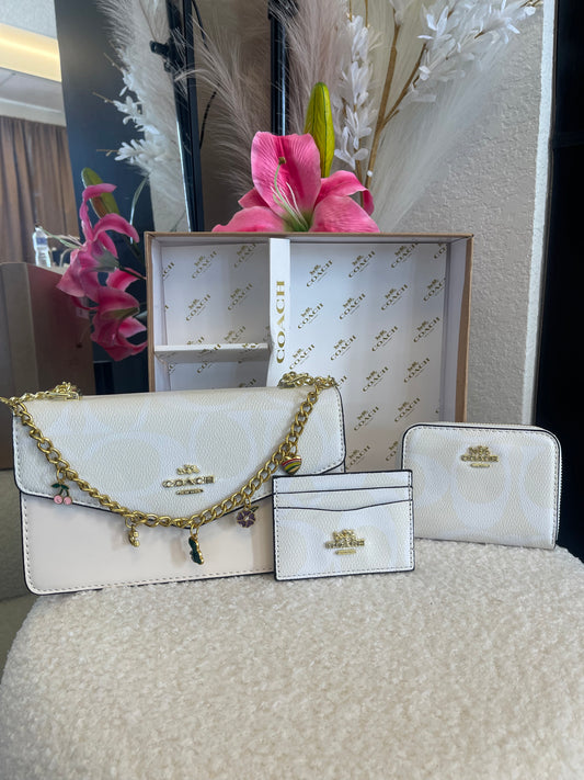 WHITE/BEIGE PURSE SET 🤍