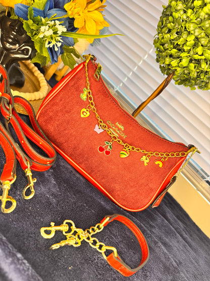 PURSES AND CHARM💋