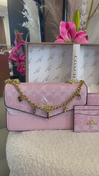 PINK SMALL "C" PURSE SET 💞