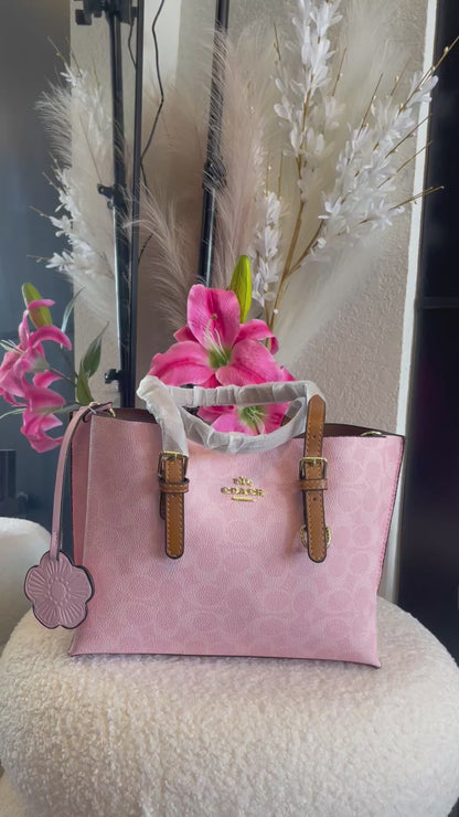 PINK; MEDIUM/LARGE SIZE PURSE! 😁